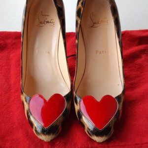 Christian Louboutin Doracora - Red heart Cheetah print